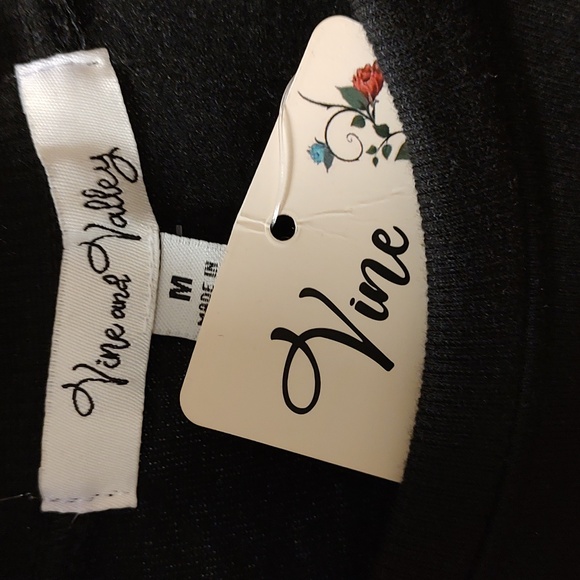 Ladies Vine And Valley Black Sweatshirt Size Medium - Picture 4 of 4